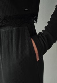 Next REGULAR FIT LONG SLEEVE  - Nattøj sæt - black