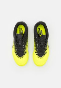 Skechers Performance JR YOUTH - Chaussures de football sur gazon - black/yellow