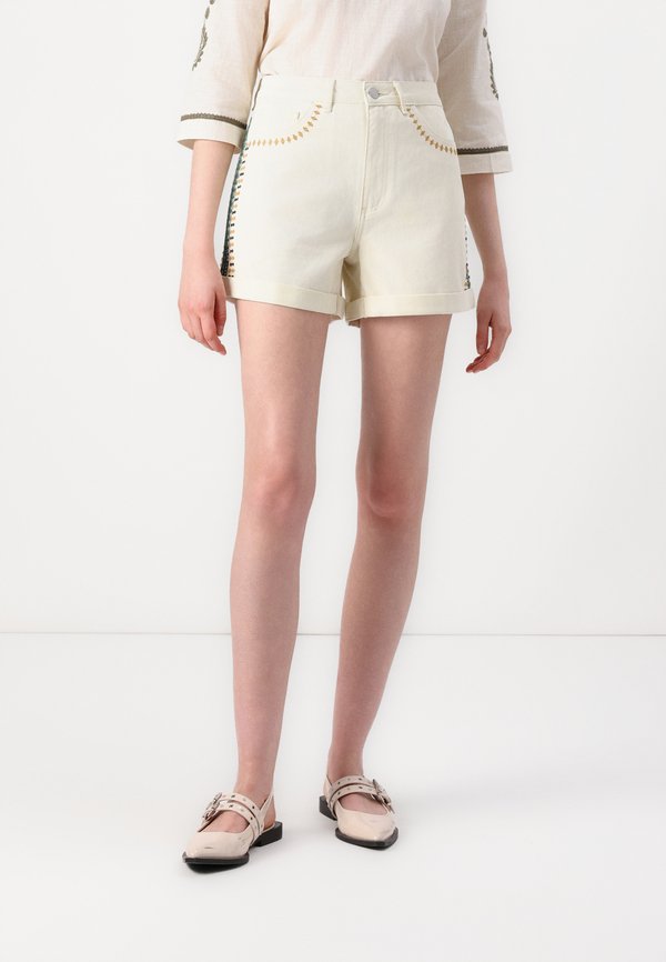 VIZARZU - Jeans Shorts - birch