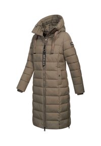Gevoerde lange jas in taupe met een hoge kraag en een verstelbare capuchon. Voorzien van een ritssluiting aan de voorkant, zijzakken en gewatteerde designelementen.