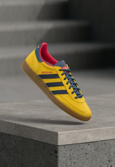 adidas Originals HANDBALL SPEZIAL ARSENAL FC Schoen
