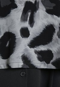 JDY JDYCOHEN - Blusa - oyster mushroom/black