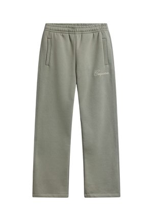 Grønne sweatpants med elastik i taljen, sidelommer og hvid "Caapara" tekst på øverste venstre lår.