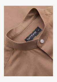 Niet geselecteerd, light brown