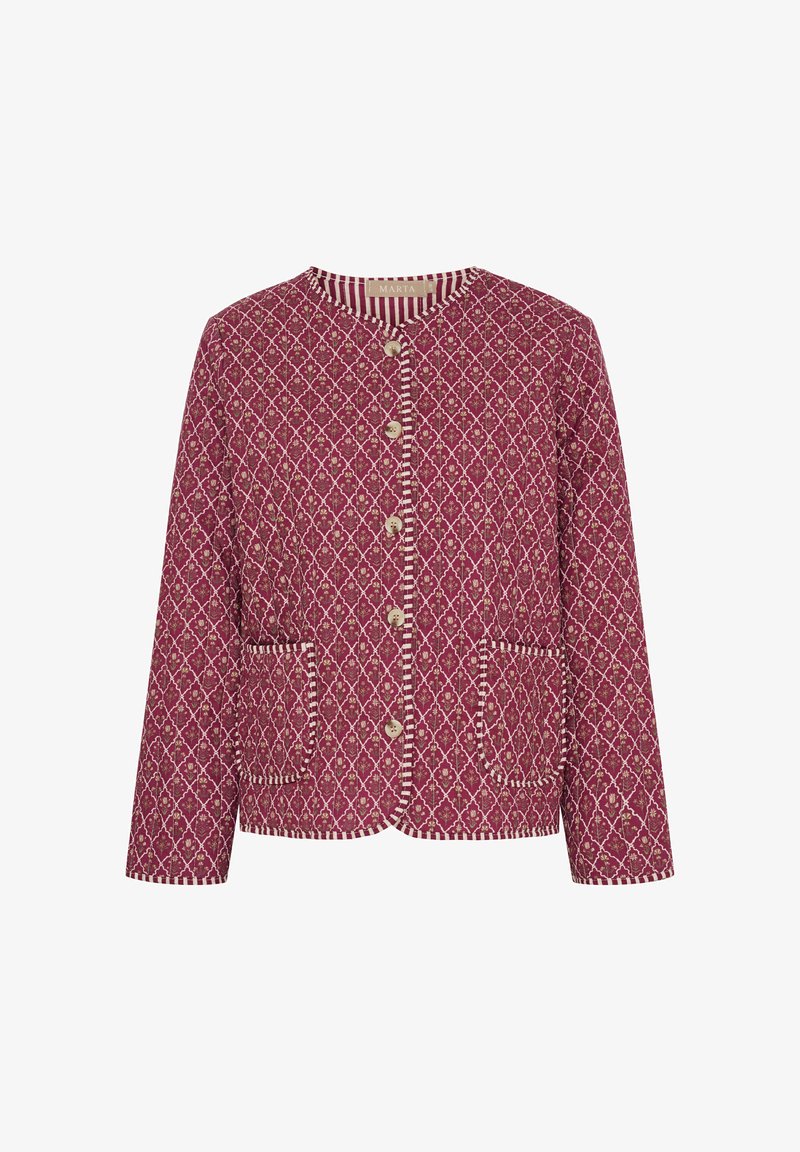 Struktureret bordeauxjakke med diamantmønster, der har runde halsudskæring, frontknapper og to klaplommer med stribet kant.