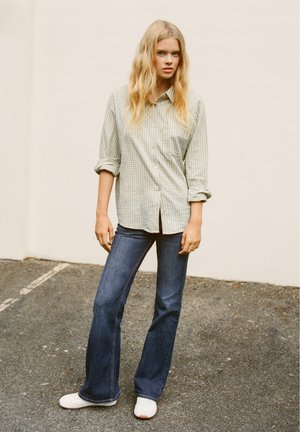 PULL&BEAR, CHECK - SHIRT - Hemdbluse - light yellow