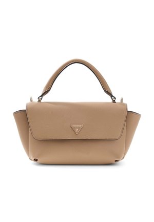 Sac à main structuré beige avec poignée supérieure, surface texturée, fermeture à rabat et petite plaque métallique avec logo au centre avant.