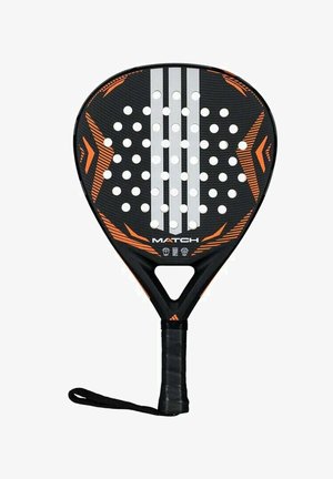 Zwart peddelracket met oranje accenten, een gestructureerd oppervlak en ronde gaten. Voorzien van een grip met polsbandje en drie verticale witte strepen.