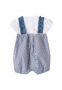 Witte top met korte mouwen en gerimpelde blauwe bandjes. De onderkant is gemaakt van blauw-wit gestreefde stof met kleine marineblauwe stippen. Drukknoopsluiting op de rug.
