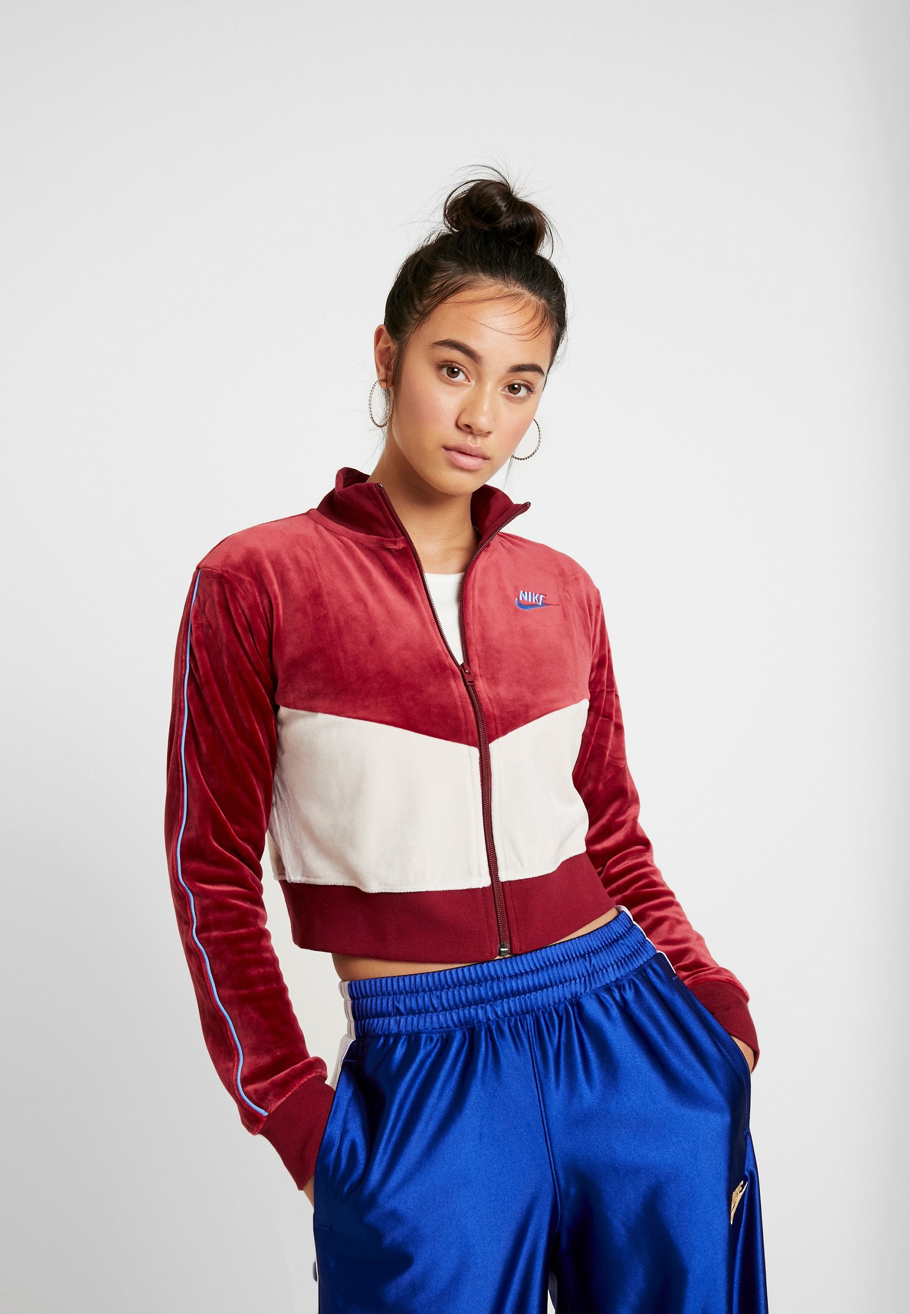red white blue nike windbreaker