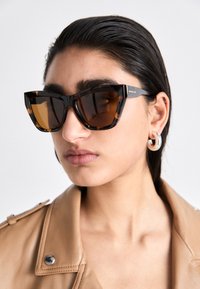 Michael Kors DUBAI - Akiniai nuo saulės - dark amber