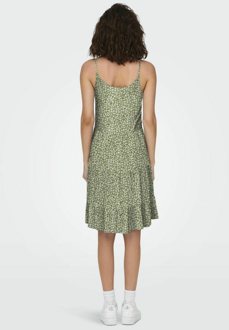 green emerald velvet dress Reformation Hensley Artichoke Satin Sweetheart Neck Maxi Dress – The Closet  New York