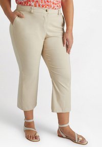 Non sélectionné, beige