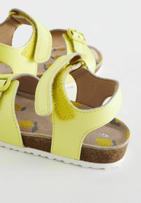 Next CORKBED REGULAR FIT - Lauflernschuh - yellow