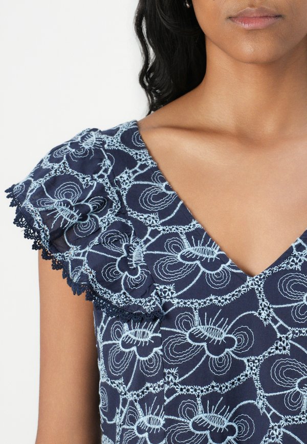 YASIREKA DRESS - Maxi dress4