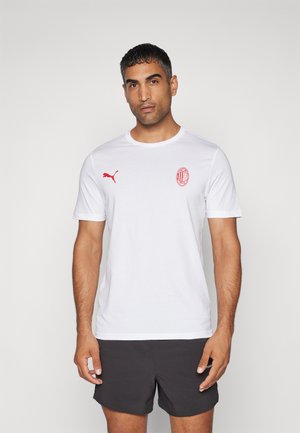 Puma AC MILAN ESSENTIAL - T-shirt con stampa - white/for all time red