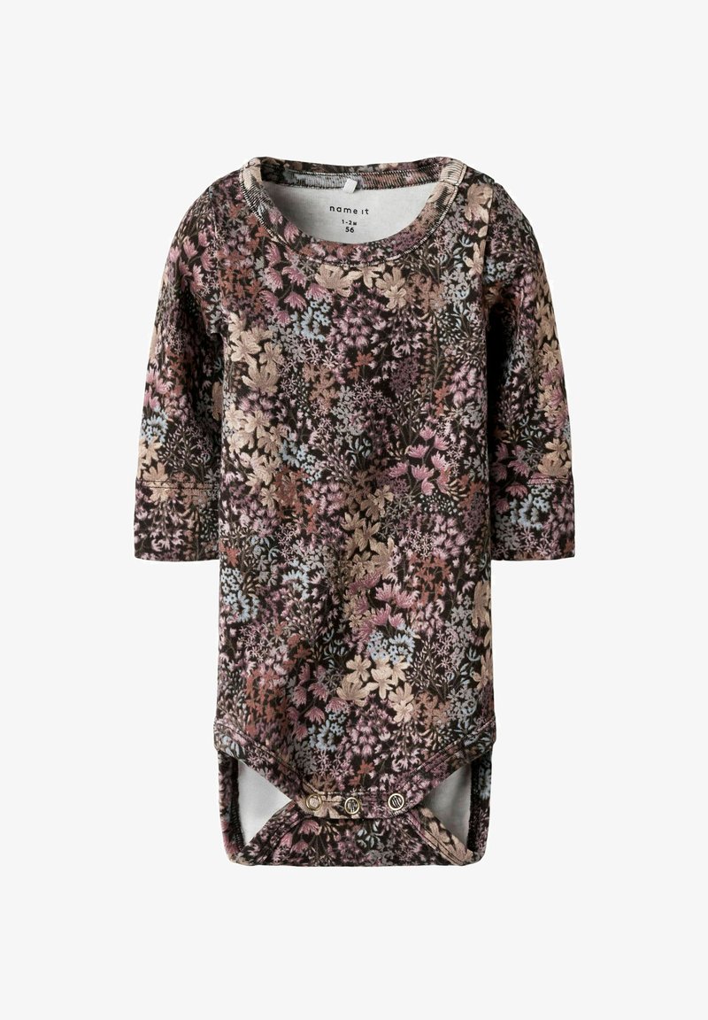 Body na długim rękawie w ciemny kwiatowy wzór w odcieniach różu, niebieskiego i kremowego; posiada zapięcia na zatrzasku u dołu oraz okrągły dekolt.