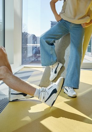 Sneaker high - white