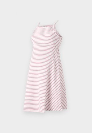 Stribet kjole med tynde stropper, lavet af et let stof, med vandrette lyserøde striber på en hvid baggrund, og en udvidet nederdel.