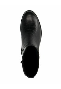 Stivale alla caviglia nero in pelle liscia con motivo coccodrillo, dotato di chiusura con zip e punta tondeggiante. L'interno è scuro.