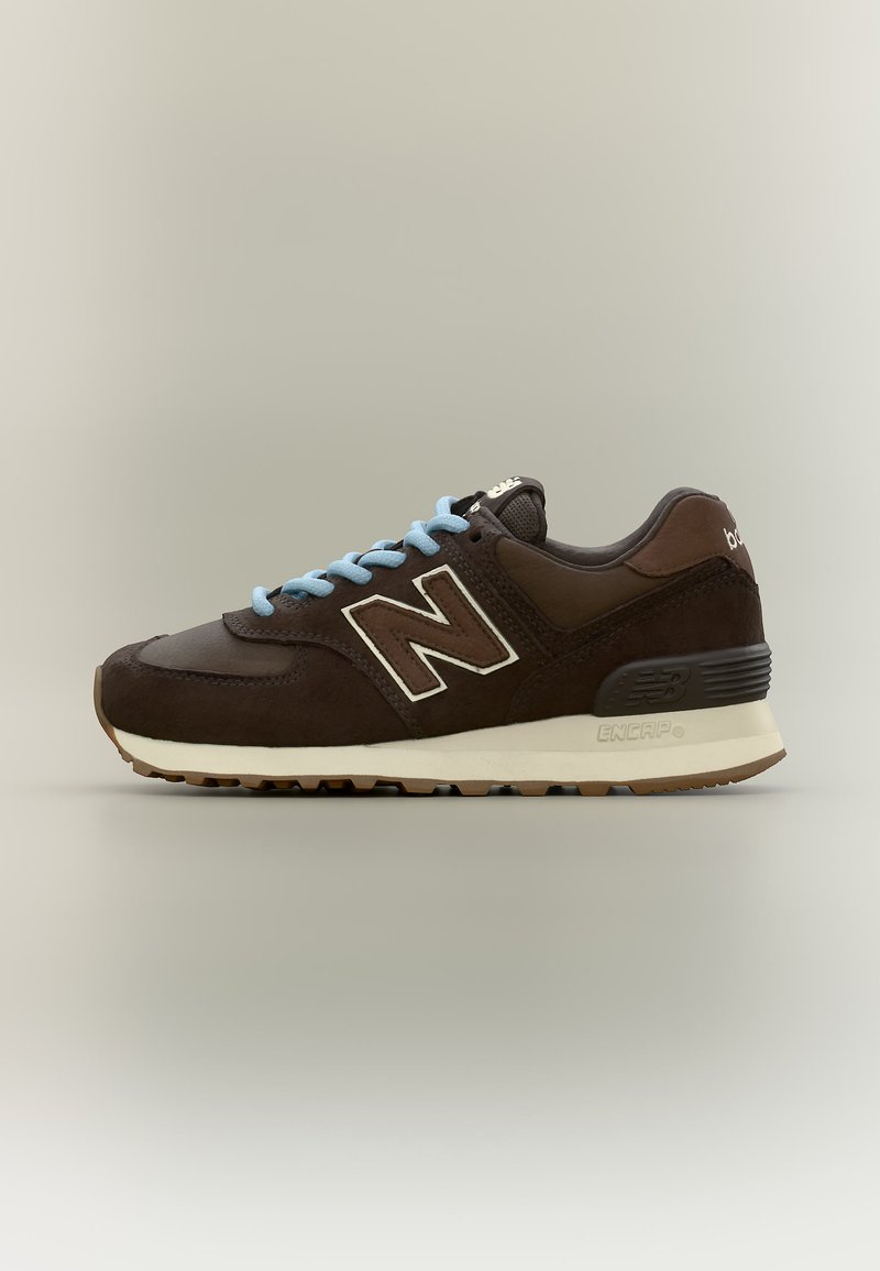 W574 black coffee/grey