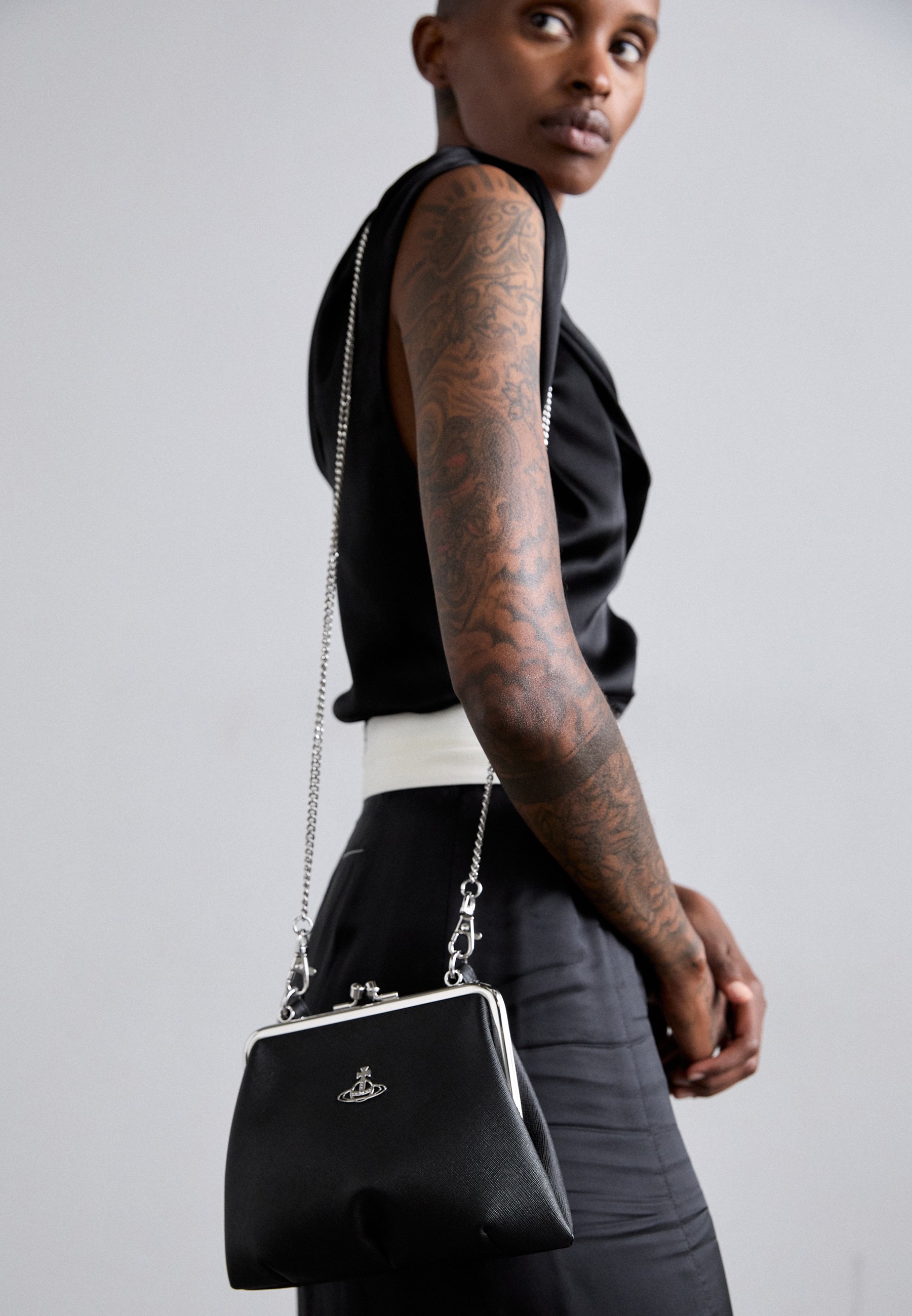 Vivienne Westwood GRANNY FRAME PURSE - Handbag - black - Zalando.co.uk