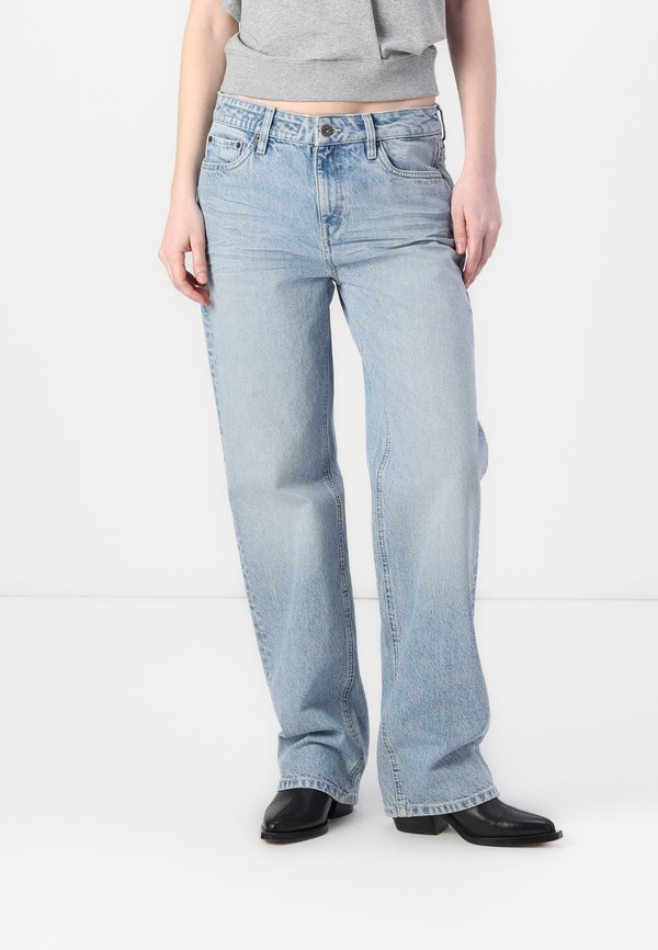 FRONT - Straight leg jeans