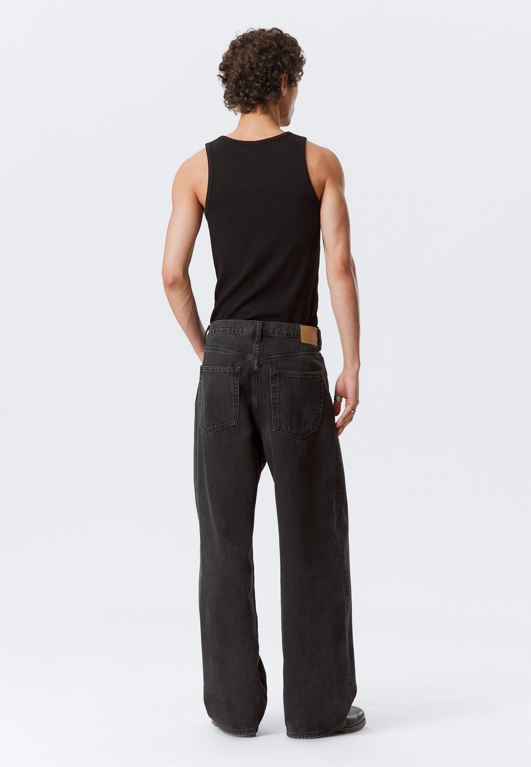 weekday astro baggy jeansブラック ワイド y2kデニム weekday astro baggy jeansブラック ワイド y2kデニム astro