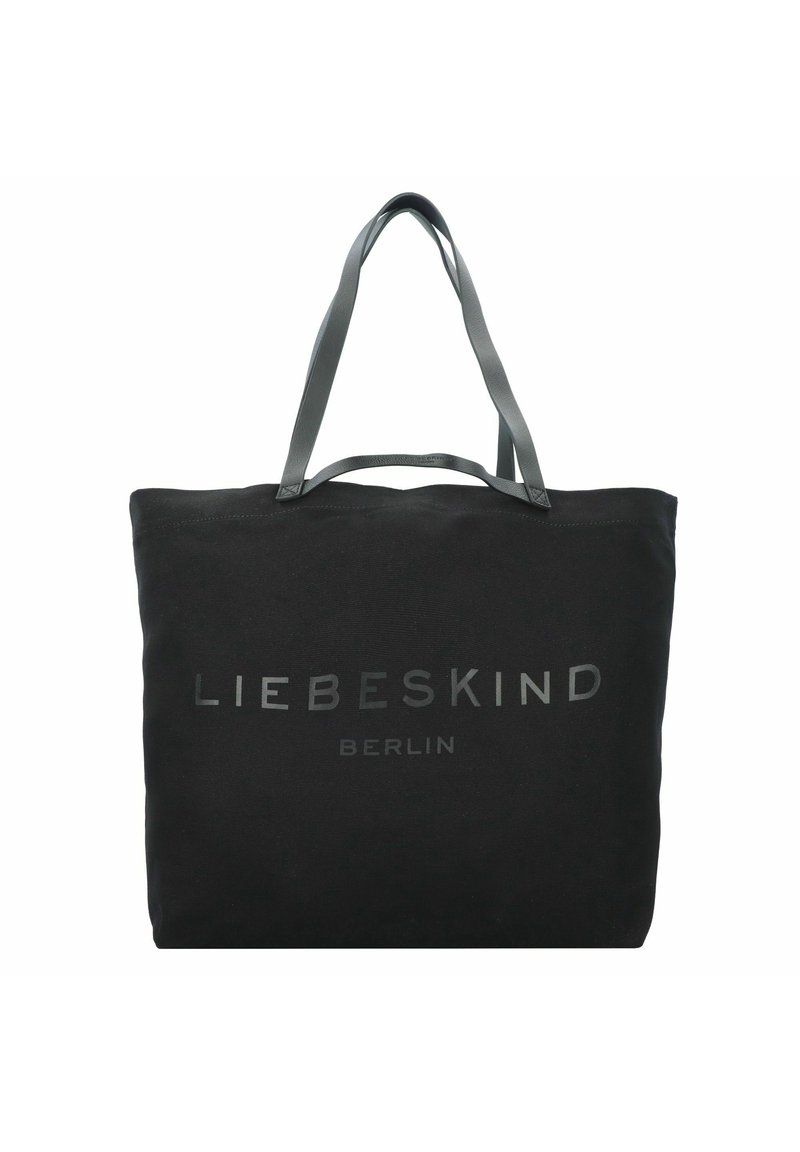 Svart canvasaxelväska med grå läderhandtag, med en framträdande tryckt logotyp: "LIEBESKIND BERLIN" i silver. Enkel, rektangulär design.