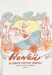 Světle barevné bavlněné tričko s grafikou surfaře, vln, tropických květin a textem „Rip Curl Hawaii“ v retro stylu.