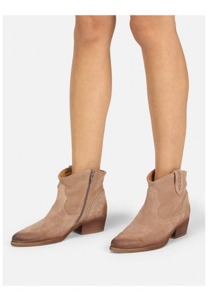 Felmini Ankle boots - cipolla