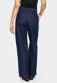 Saint Tropez GWYNNETHSZ  - Trapezaste traperice - dark blue denim