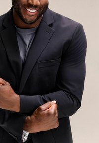 Next ATHLETIC FIT STRETCH TECH REGULAR FIT - Blazere - black