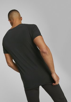 EVOSTRIPE  - Camiseta básica - black