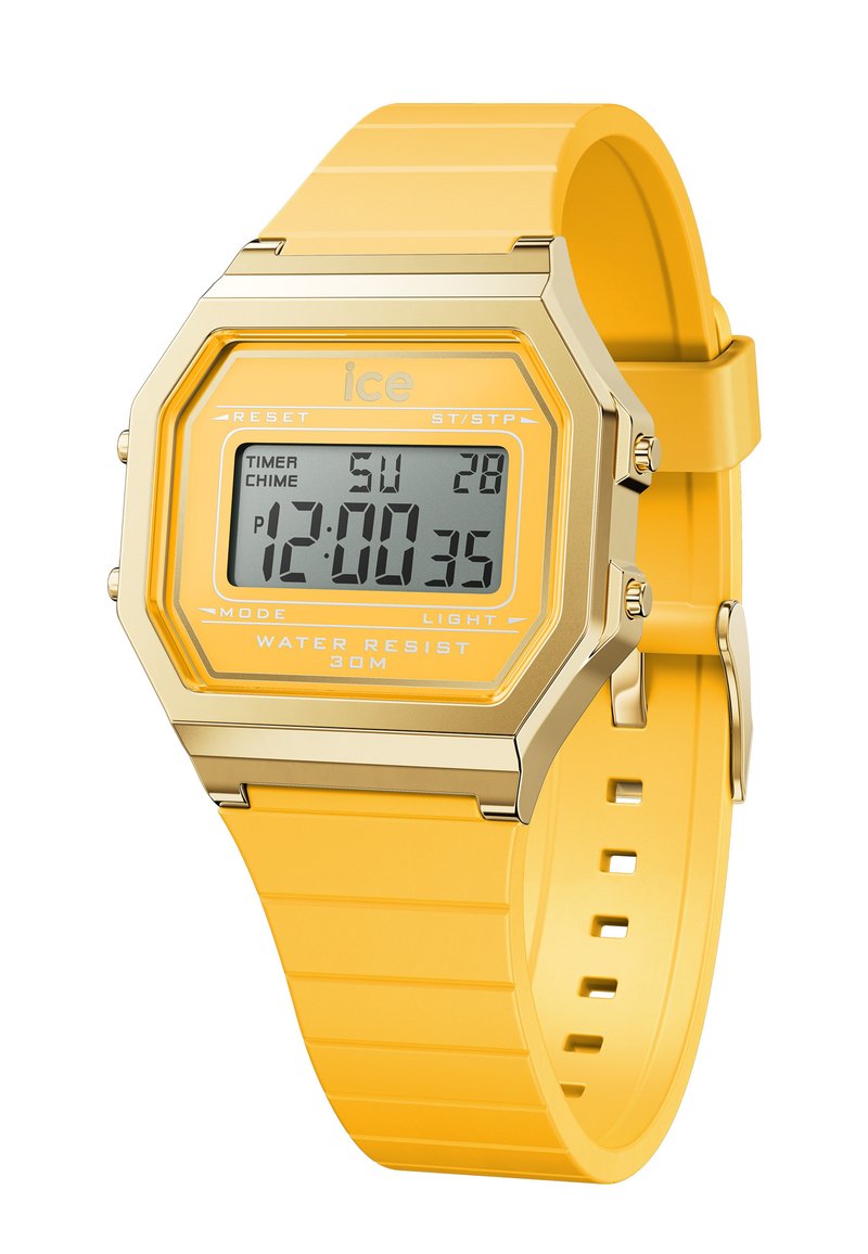 Montre numérique avec un bracelet en silicone jaune et des accents dorés. Le cadran rectangulaire affiche l'heure, le chronomètre et la date. Résistante à l'eau jusqu'à 30m.
