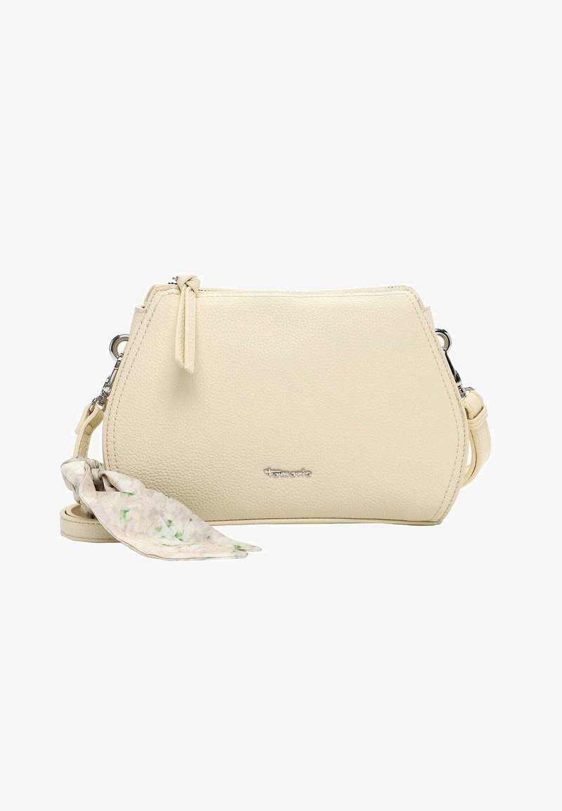 Sac bandoulière en cuir couleur crème avec surface texturée, ferrures argentées et un petit foulard fleuri attaché à la bandoulière amovible.