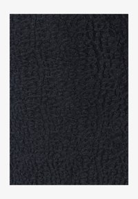 Non sélectionné, black