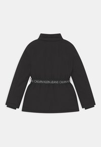 Calvin Klein Jeans Chaqueta de invierno - black