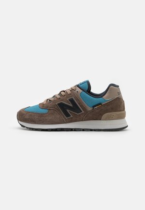 U574SOC UNISEX - Trainers - brown