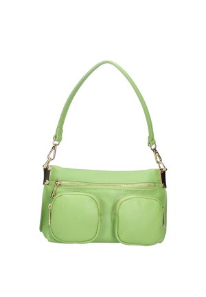 Sac à main en cuir vert clair avec une seule bandoulière, deux poches carrées zippées à l'avant et un compartiment horizontal zippé au-dessus.