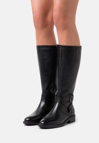 Tamaris Bottes - black