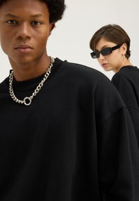 YOURTURN UNISEX - Mikina - black