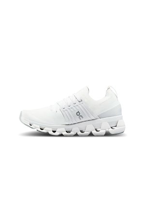 On CLOUDSWIFT - Chaussures de running sur route - white   frost