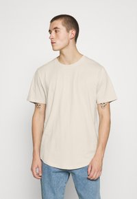 Only & Sons ONSMATT LONGY TEE 7 PACK - T-shirt básica - white/silverline/overlandtrek/olive/foxtrot/monks/black