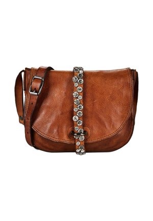 Bruine leren crossbodytas met verstelbare band en centrale band versierd met ronde zilveren studs en strass.