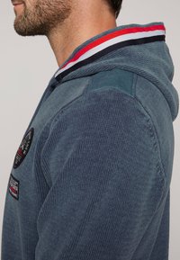 Camp David Kapuzenpullover - dark sky