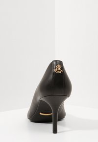 Lauren Ralph Lauren LANETTE LEATHER PUMP - Klasične pete - black