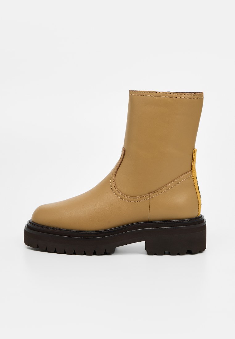 Botines con plataforma