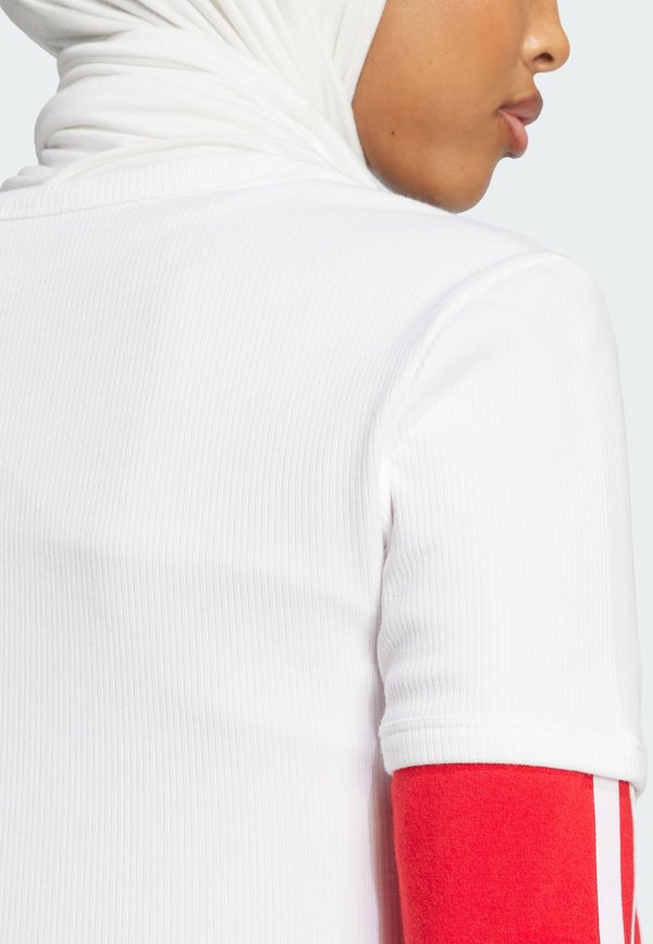 CAMPUS TEE - Print T-shirt4