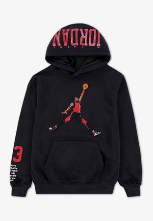 Sweat à capuche noir avec un motif d’un joueur de basket en plein saut sur le devant, numéro 3 rouge sur la manche, et texte rouge "Jordan" sur la capuche.